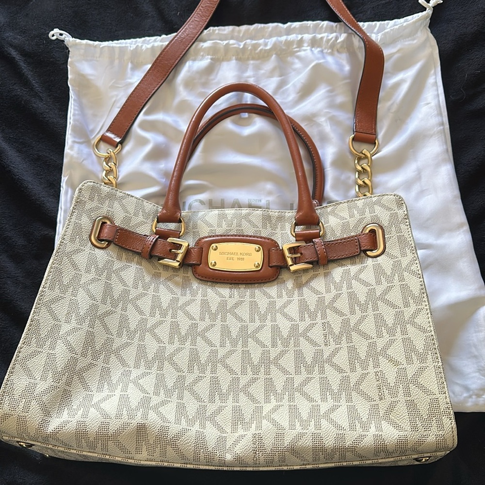 Michael Kors Hamilton Signature tote shoulder bag vanilla